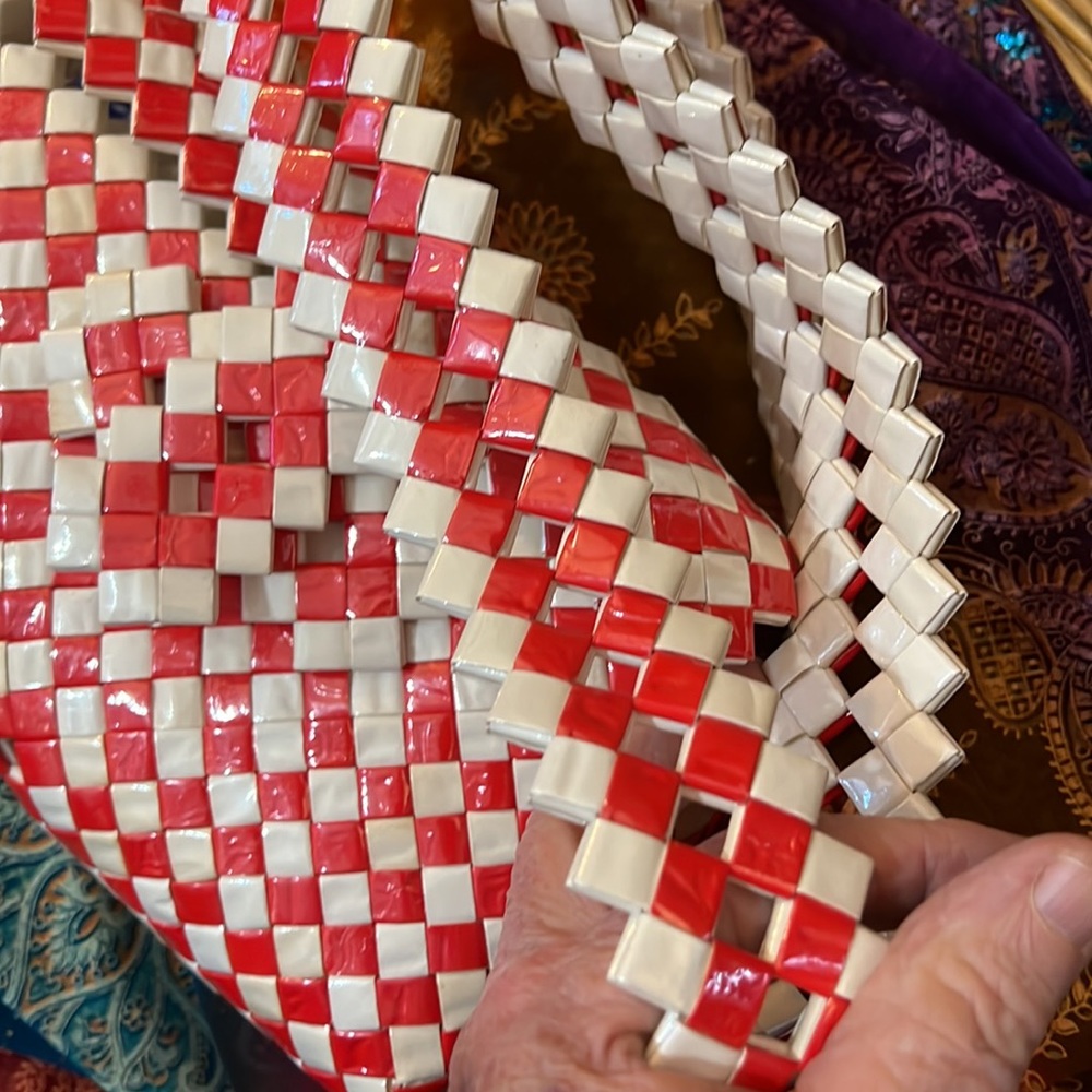 Candy Wrapper Style Weave Handbag - image 8